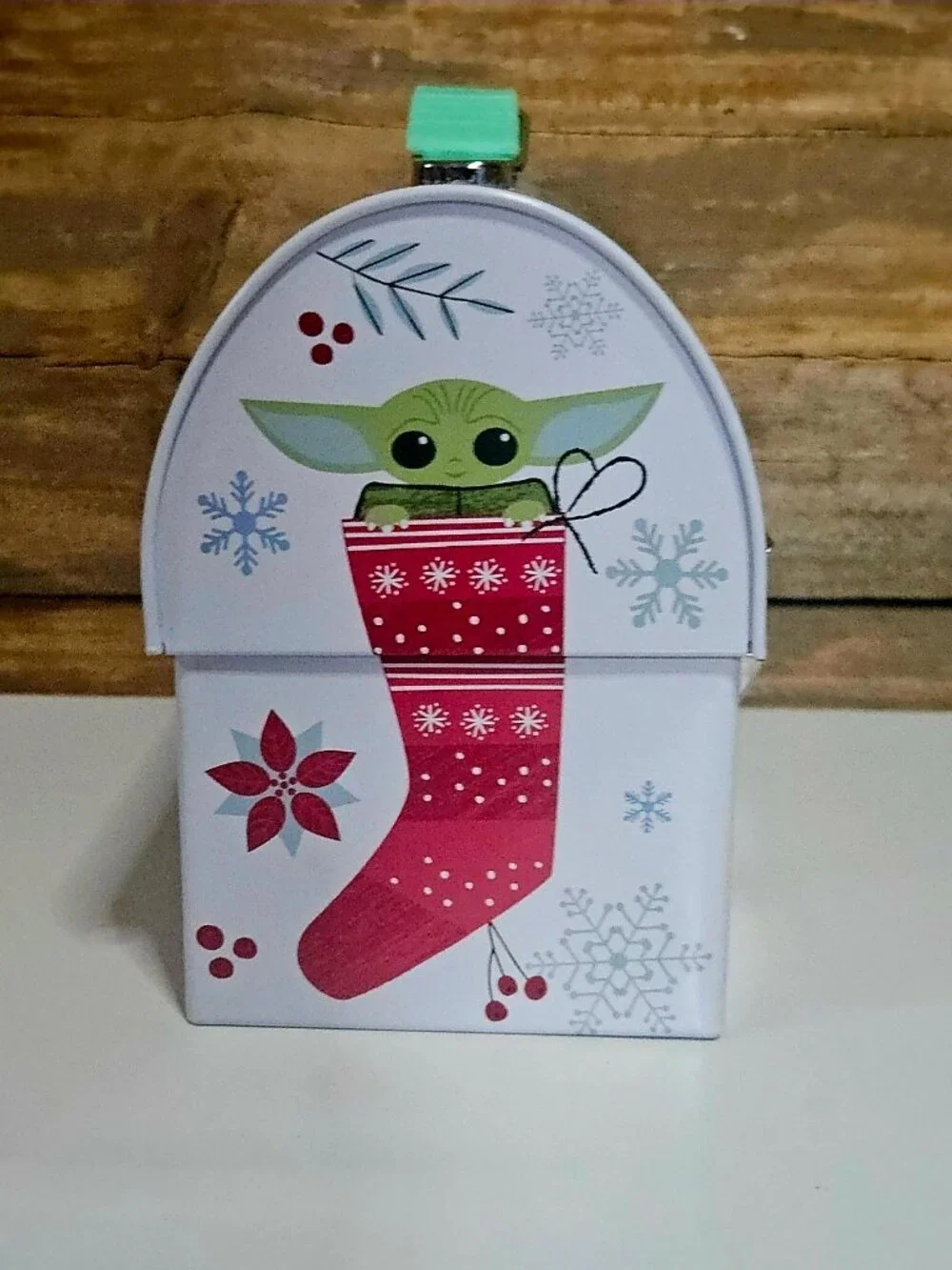 Star Wars Baby Yoda Tin